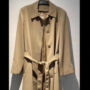 Hilary Radley Trench Classic Khaki Beige Size 4